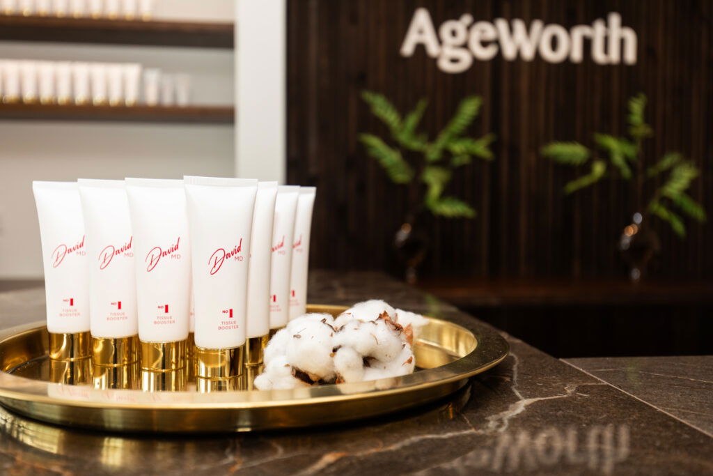 Ageworth - Beste ooglidkliniek Nederland
